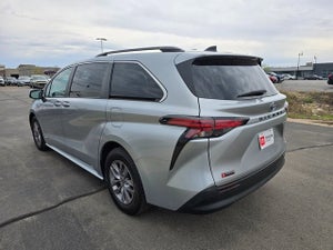 2021 Toyota Sienna XLE 8-Passenger *Plus Pkg.*GPS*Sunroof