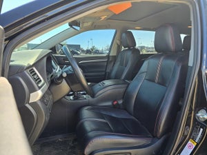 2019 Toyota Highlander SE AWD *Sunroof*GPS*Heated Seats*Tow Pkg.